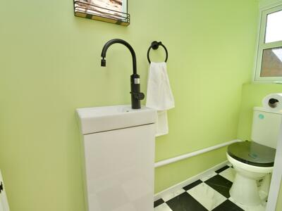 Picture 4
